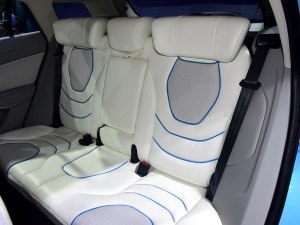 【圖】一部手機(jī)的錢(qián) 江鈴馭勝S330開(kāi)回家!_汽車(chē)之家